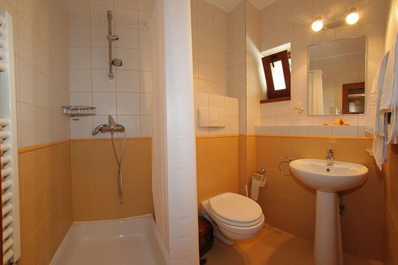 Hostel Nova Route Năvodari المظهر الخارجي الصورة