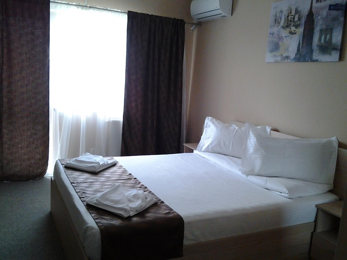 Hostel Nova Route Năvodari المظهر الخارجي الصورة