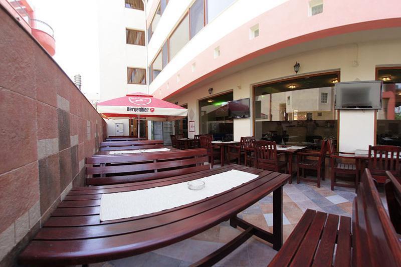 Hostel Nova Route Năvodari المظهر الخارجي الصورة