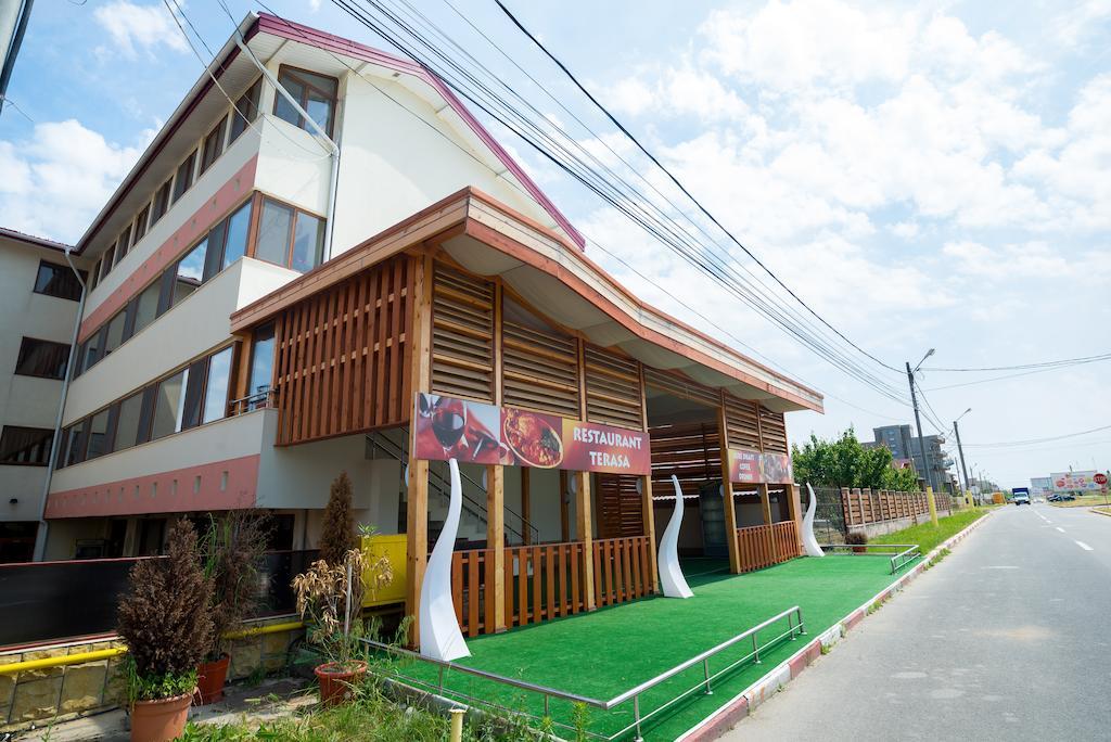 Hostel Nova Route Năvodari المظهر الخارجي الصورة